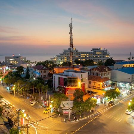 The Empire Hotel Phu Quoc Exterior foto