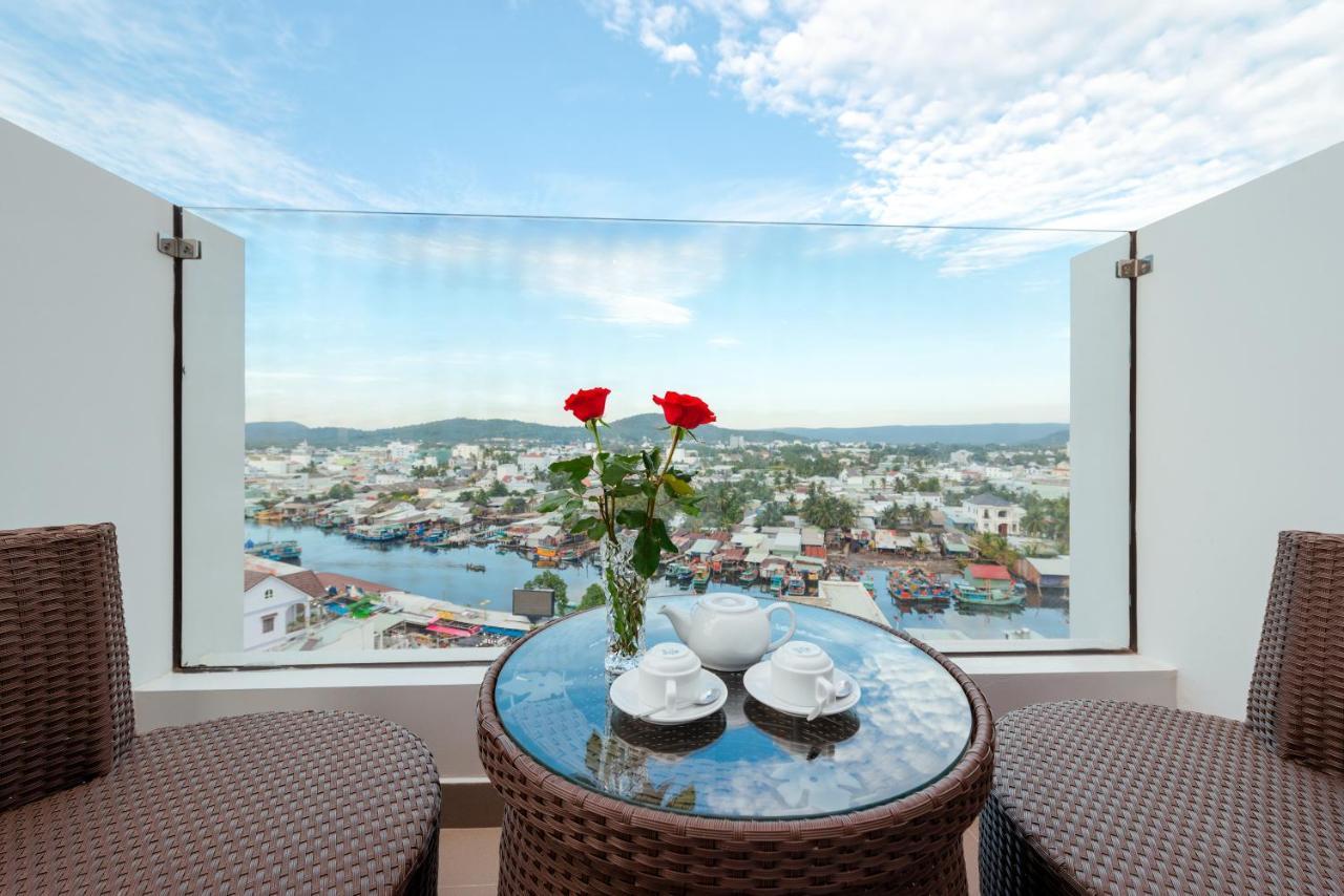 The Empire Hotel Phu Quoc Exterior foto